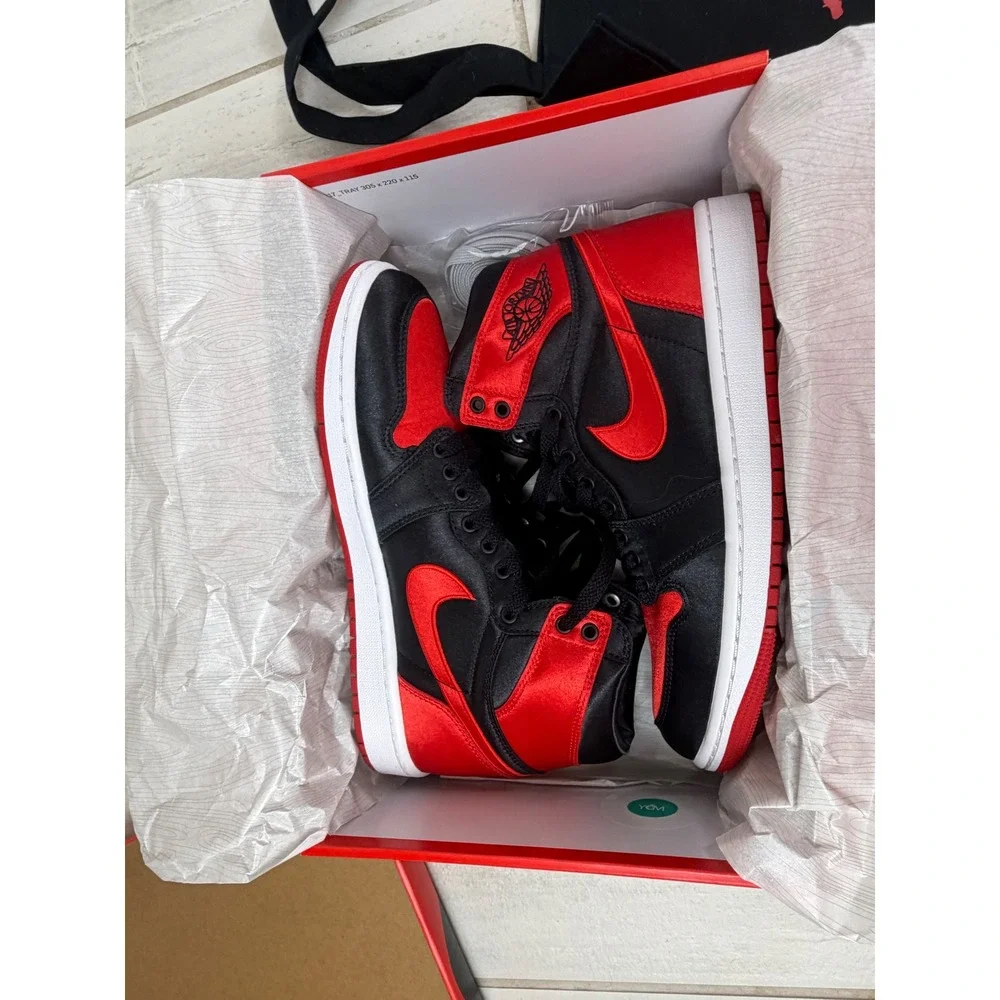 Nike Air Jordan 1 High OG Satin Bred Black Red FD4810-061 Mens 7 Womens 8.5